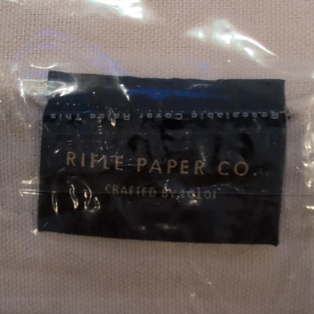 NWT Rifle Paper Throw Pillow Wanderlust Landmark Loloi Pillow 18x18 Embroidered - Picture 4 of 4